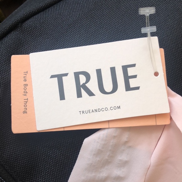 True body thong - Picture 7 of 7